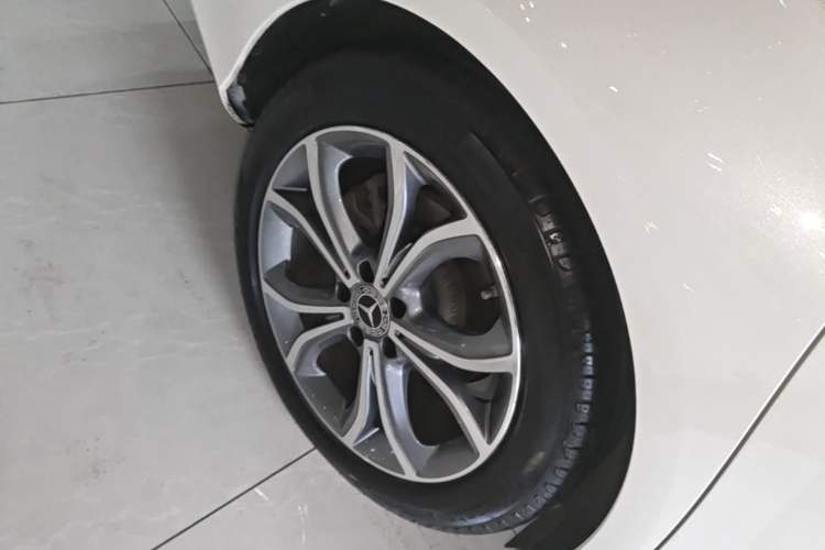 Used Mercedes-Benz E-Class 2020 E 300 L Sport Luxury Edition Right Rear Wheel Hub
