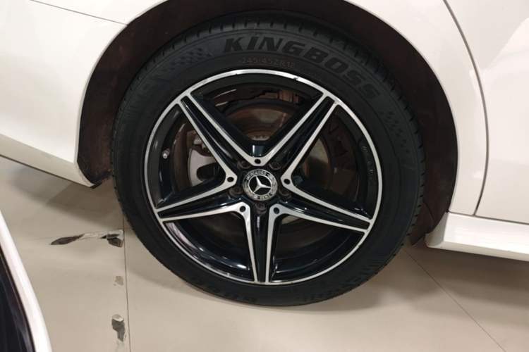 Used Mercedes-Benz E-Class 2020 E 260 Sport Edition Right Rear Wheel Hub