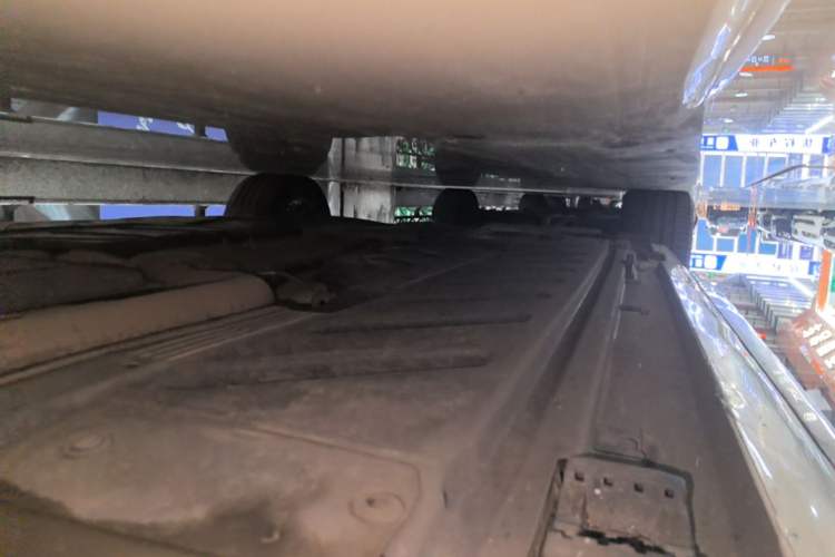 Used Mercedes-Benz E-Class 2020 Facelift E 260 L Sport Edition Right Side Sill