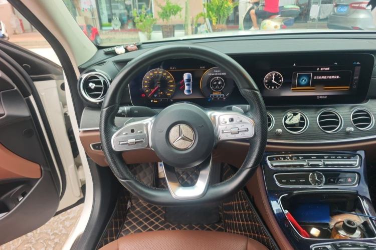 Used Mercedes-Benz E-Class 2020 E 300 L Sport Luxury Edition Steering Wheel