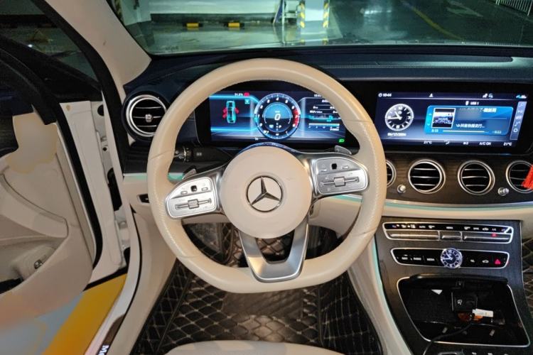 Used Mercedes-Benz E-Class 2020 E 300 L Sporty and Stylish Model Steering Wheel