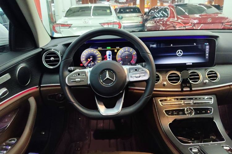 Used Mercedes-Benz E-Class 2020 Facelift E 260 L Sport Edition Steering Wheel