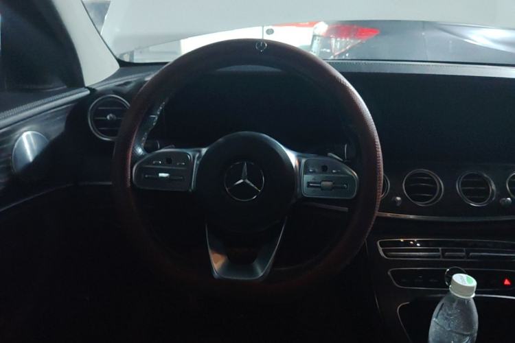 Used Mercedes-Benz E-Class 2020 E 300 L Sport Luxury Edition Steering Wheel