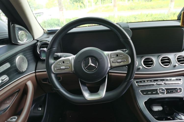 Used Mercedes-Benz E-Class 2020 Restyled E 300 L Sporty and Stylish Edition Steering Wheel
