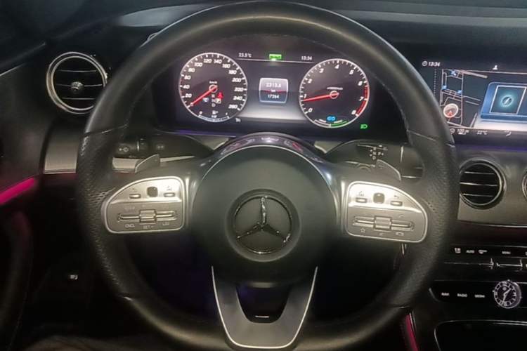 Used Mercedes-Benz E-Class 2020 E 260 Sport Edition Steering Wheel