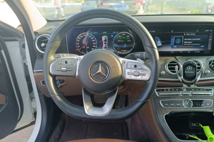 Used Mercedes-Benz E-Class 2020 Facelift E 260 L Sport Edition Steering Wheel