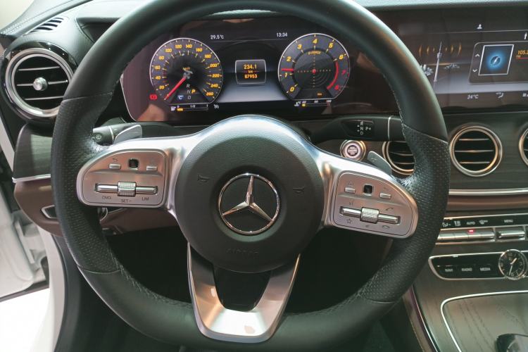 Used Mercedes-Benz E-Class 2020 E 300 L Sport Luxury Edition Steering Wheel