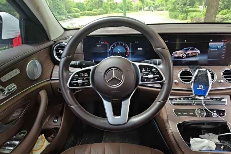 Used Mercedes-Benz E-Class 2020 E 300 L Luxury Model Steering Wheel