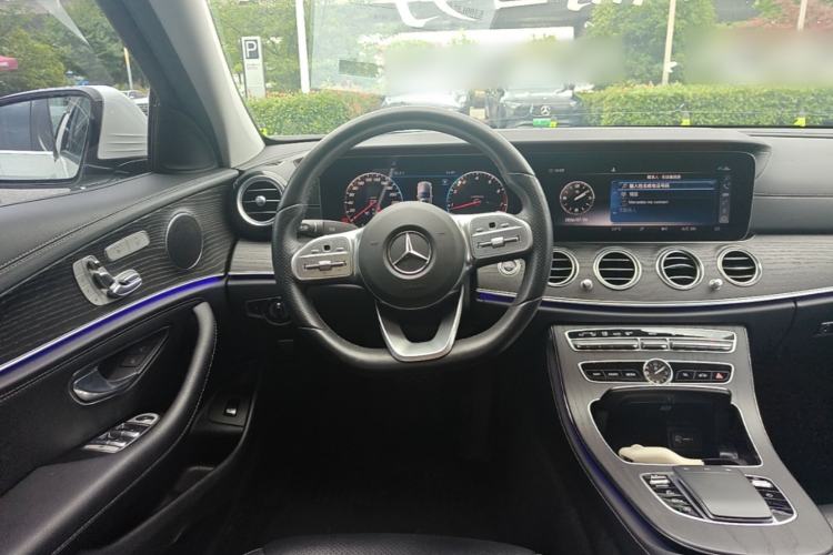Used Mercedes-Benz E-Class 2020 Restyled E 300 L Sporty and Stylish Edition Steering Wheel