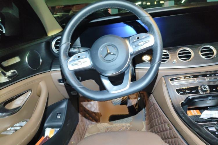 Used Mercedes-Benz E-Class 2020 Restyled E 300 L Sporty and Stylish Edition Steering Wheel