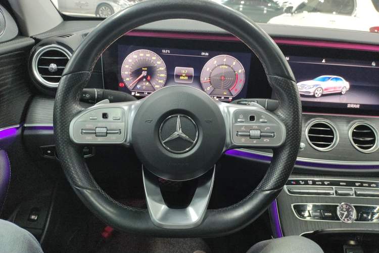 Used Mercedes-Benz E-Class 2020 Restyled E 300 L Sporty and Stylish Edition Steering Wheel