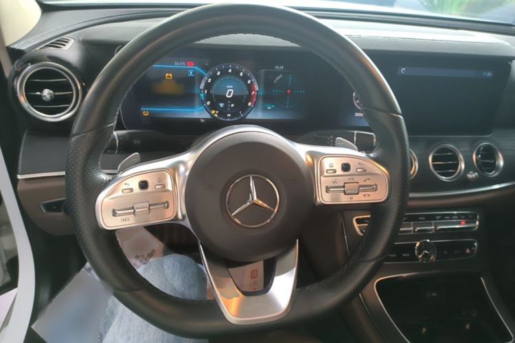 Used Mercedes-Benz E-Class 2020 Restyled E 300 L Sporty and Stylish Edition Steering Wheel