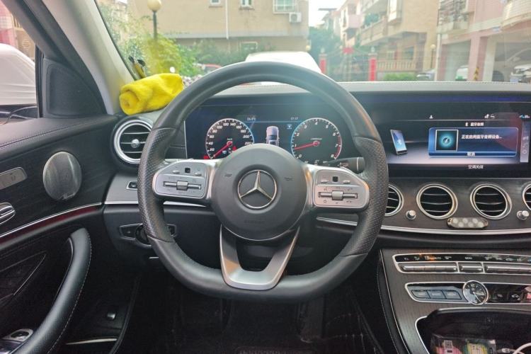 Used Mercedes-Benz E-Class 2020 Restyled E 300 L Sport Exclusive Edition Steering Wheel