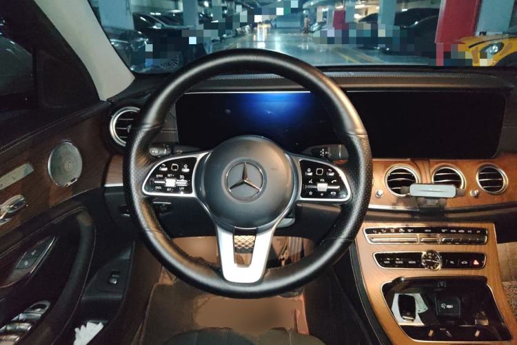Used Mercedes-Benz E-Class 2020 E 300 L Sport Luxury Edition Steering Wheel