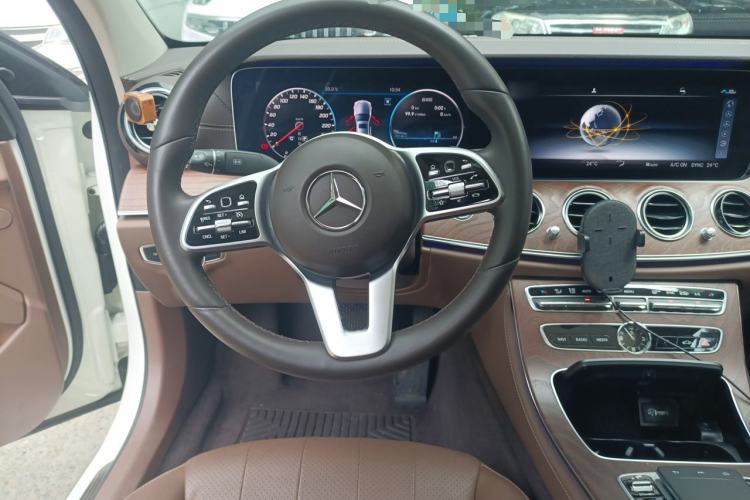 Used Mercedes-Benz E-Class 2020 E 300 L Luxury Model Steering Wheel