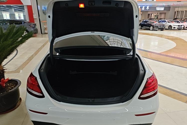 Used Mercedes-Benz E-Class 2020 E 300 L Sporty and Stylish Model Trunk