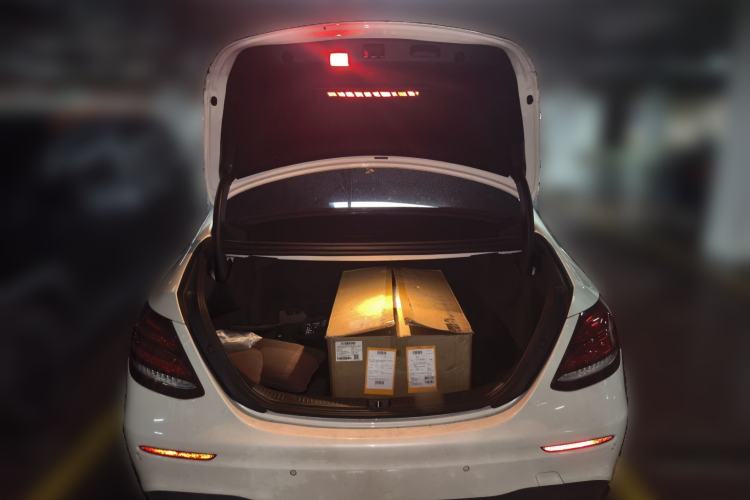 Used Mercedes-Benz E-Class 2020 E 300 L Sport Luxury Edition Trunk