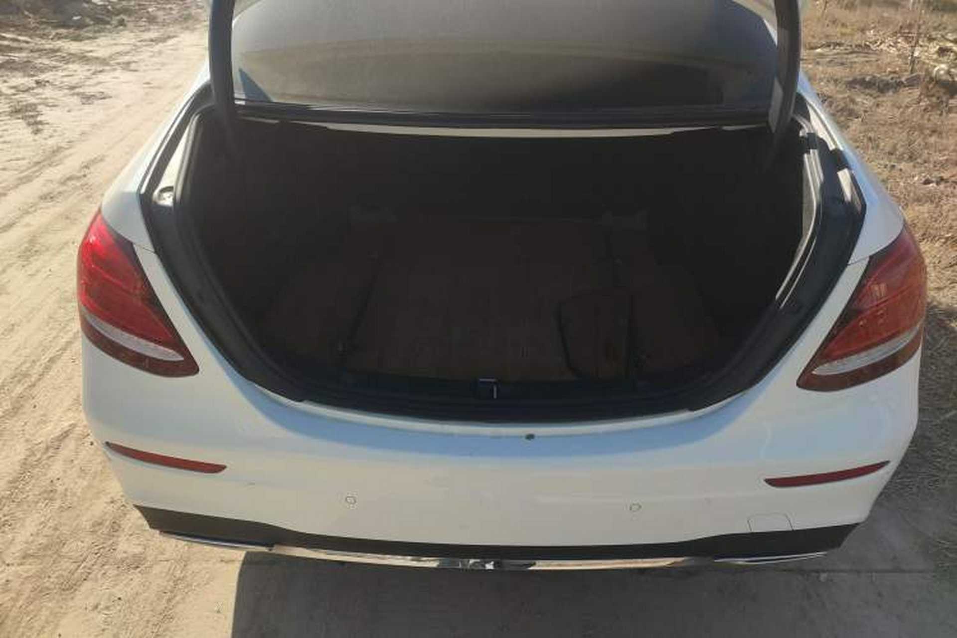 Used Mercedes-Benz E-Class 2020 Restyled E 300 L Sporty and Stylish Edition Trunk