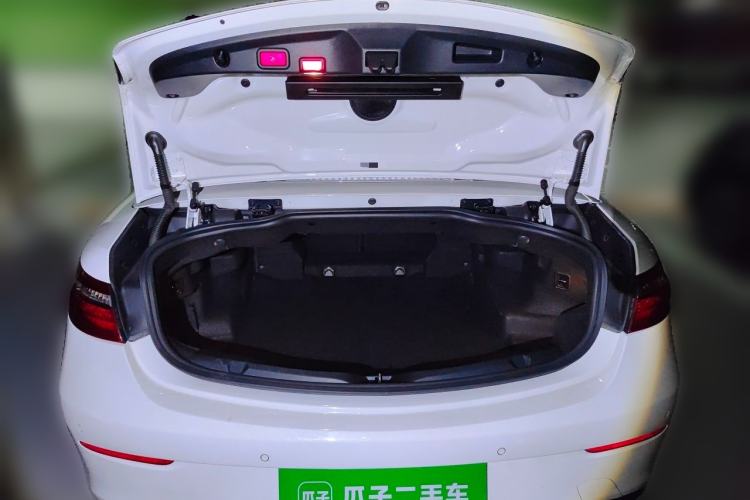 Used Mercedes-Benz E-Class 2020 E 260 Convertible Coupe Trunk