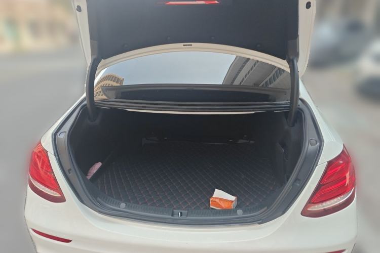 Used Mercedes-Benz E-Class 2020 Facelift E 260 Sport Edition Trunk