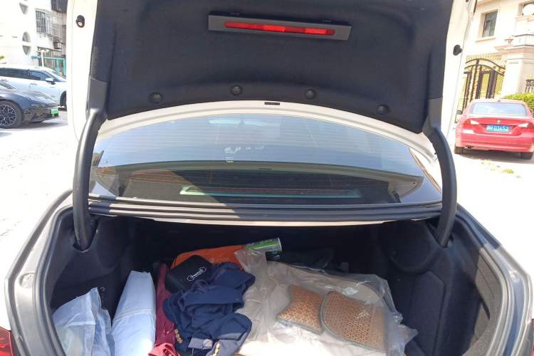 Used Mercedes-Benz E-Class 2020 E 260 L Sport Edition Trunk