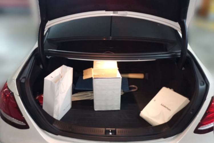 Used Mercedes-Benz E-Class 2020 Restyled E 300 L Sporty and Stylish Edition Trunk