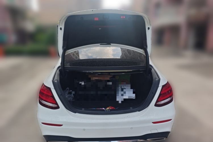 Used Mercedes-Benz E-Class 2020 Restyled E 300 L Sport Exclusive Edition Trunk