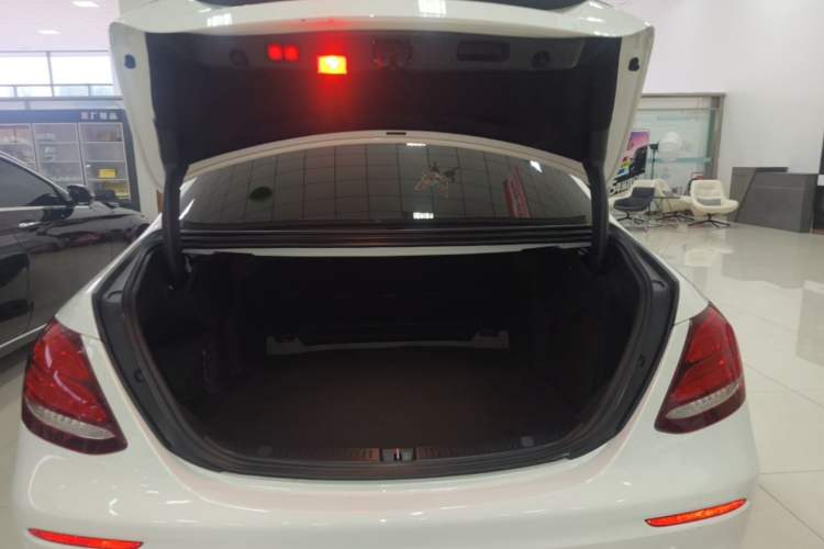 Used Mercedes-Benz E-Class 2020 E 300 L Sporty and Stylish Model Trunk