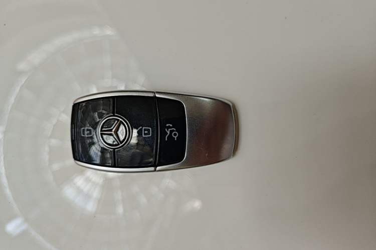 Used Mercedes-Benz E-Class 2020 E 300 L Sporty and Stylish Model Vehicle Key