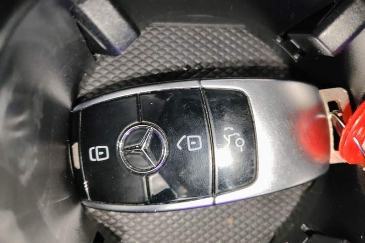 Used Mercedes-Benz E-Class 2020 E 260 Coupe Vehicle Key
