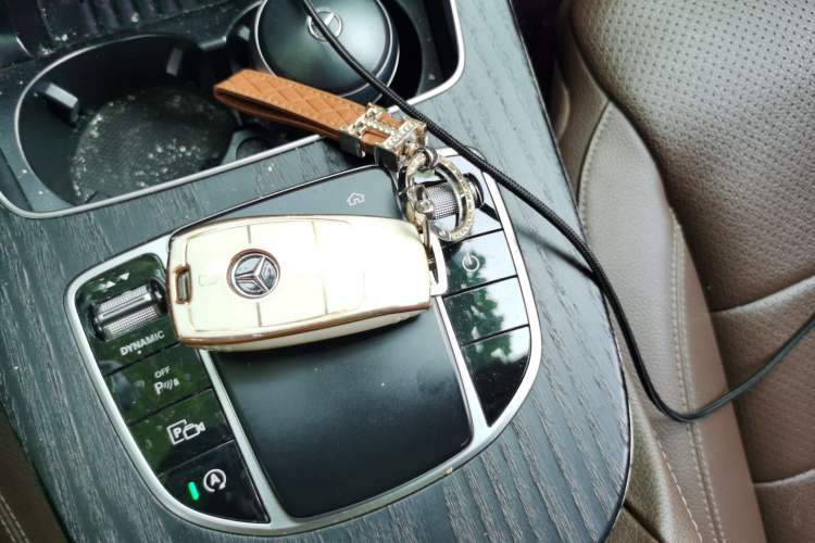 Used Mercedes-Benz E-Class 2020 Restyled E 300 L Sporty and Stylish Edition Vehicle Key
