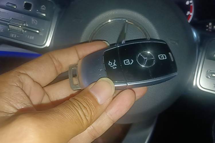 Used Mercedes-Benz E-Class 2020 E 260 Sport Edition Vehicle Key