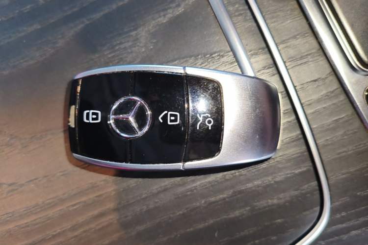 Used Mercedes-Benz E-Class 2020 E 300 L Sporty and Stylish Model Vehicle Key