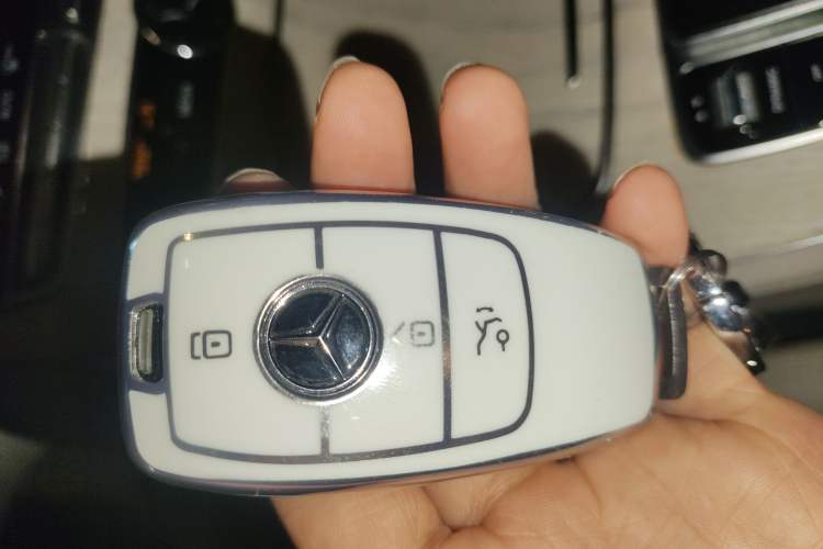 Used Mercedes-Benz E-Class 2020 E 260 Coupe Vehicle Key