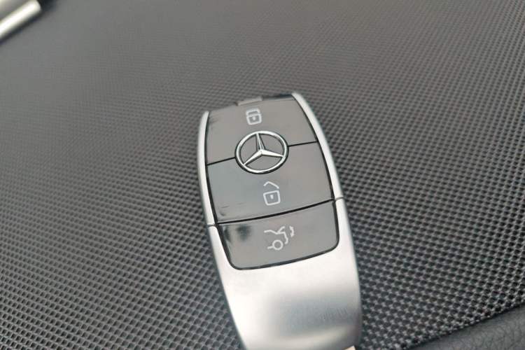 Used Mercedes-Benz E-Class 2020 E 260 Coupe Vehicle Key