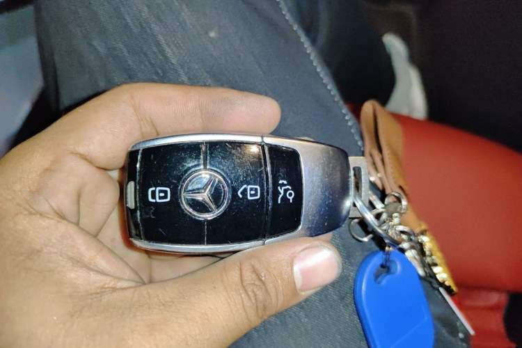 Used Mercedes-Benz E-Class 2020 E 260 Convertible Coupe Vehicle Key