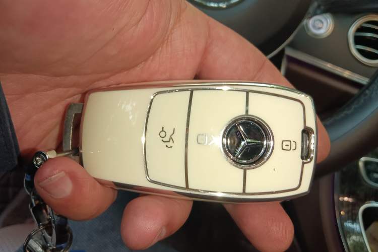 Used Mercedes-Benz E-Class 2020 E 300 L Sporty and Stylish Model Vehicle Key