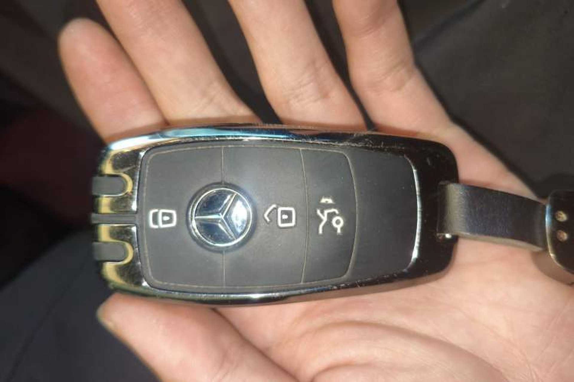 Used Mercedes-Benz E-Class 2020 Restyled E 300 L Sport Exclusive Edition Vehicle Key