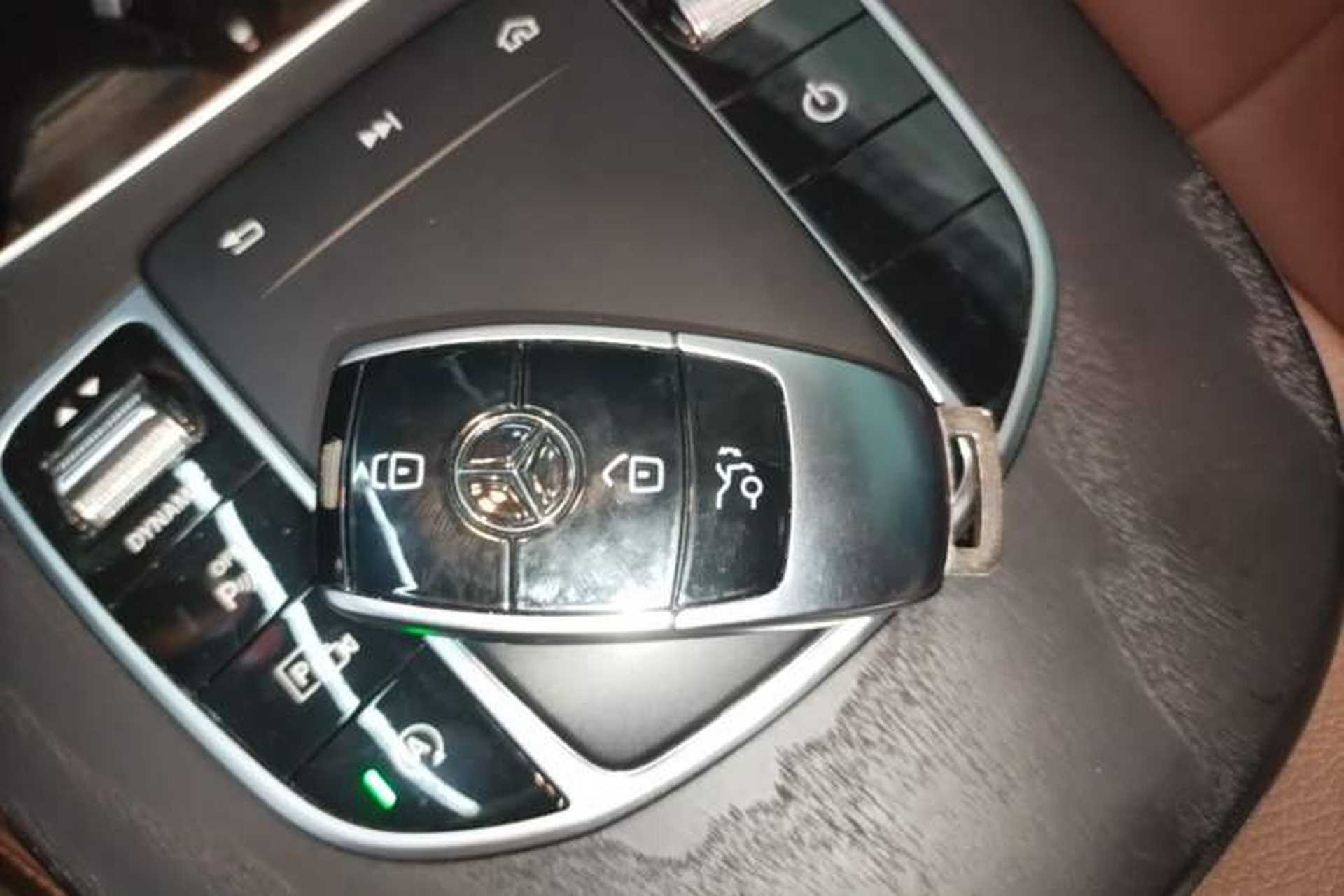 Used Mercedes-Benz E-Class 2020 Restyled E 300 L Sporty and Stylish Edition Vehicle Key