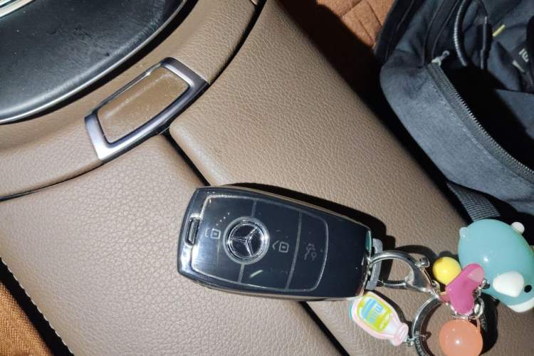 Used Mercedes-Benz E-Class 2020 E 260 Sport Edition 4MATIC Vehicle Key