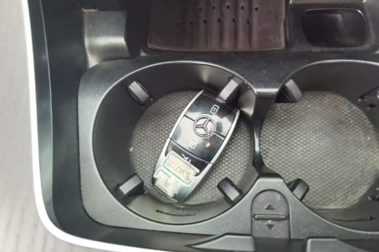 Used Mercedes-Benz E-Class 2020 Facelift E 260 L Sport Edition Vehicle Key