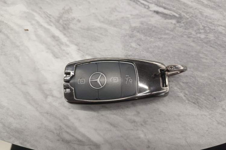 Used Mercedes-Benz E-Class 2020 Facelift E 260 L Sport Edition Vehicle Key