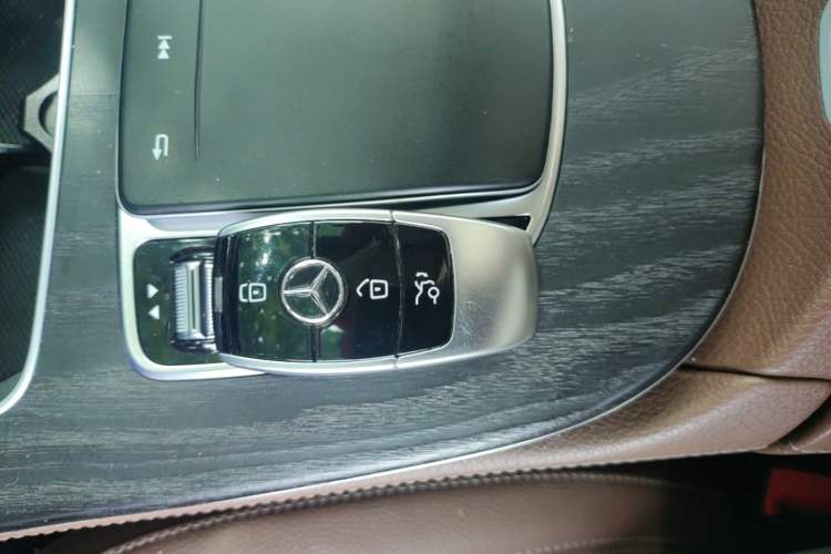 Used Mercedes-Benz E-Class 2020 E 300 L Sport Luxury Edition Vehicle Key