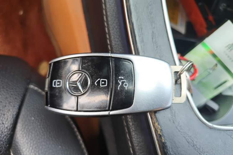 Used Mercedes-Benz E-Class 2020 E 260 Sport Edition Vehicle Key