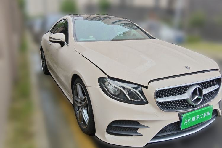 Used Mercedes-Benz E-Class 2020 E 260 Coupe Front Right 45 Deg