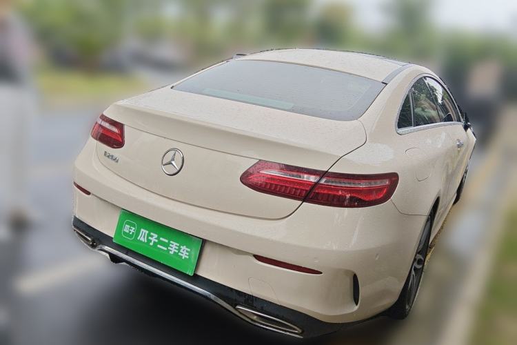 Used Mercedes-Benz E-Class 2020 E 260 Coupe Rear Right 45 Deg