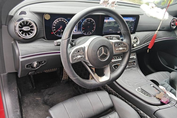 Used Mercedes-Benz E-Class 2020 E 260 Coupe Steering Wheel