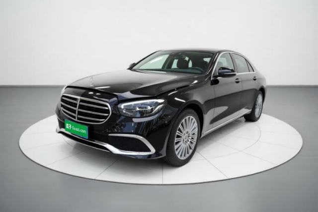 Ojetý Mercedes-Benz E-Class 2021 Facelift E 300 L Stylish Edition