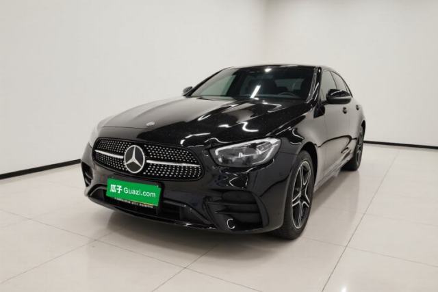 Ojetý Mercedes-Benz E-Class 2021 E 260 Stylish Sports Edition