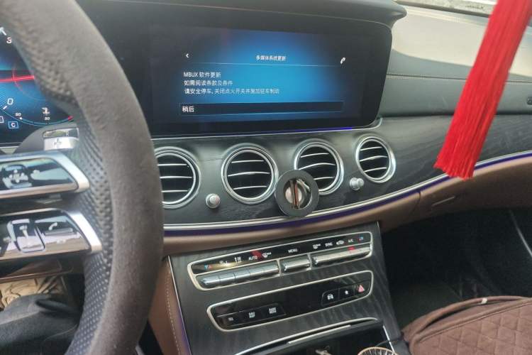 Used Mercedes-Benz E-Class 2021 Updated E 260 Fashion Sport Edition Audio And AC Panel